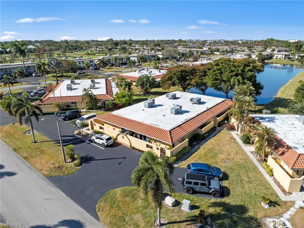 180 Harrison RD G4 NAPLES, FL 34112