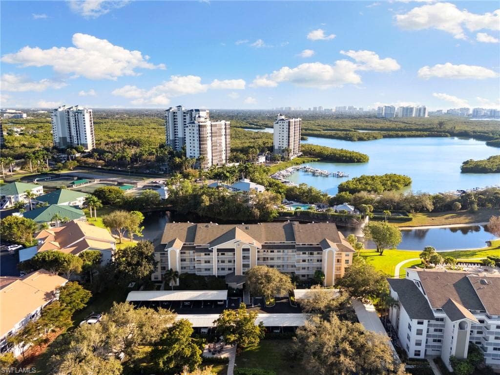 380 Horse Creek DR 403 NAPLES, FL 34110