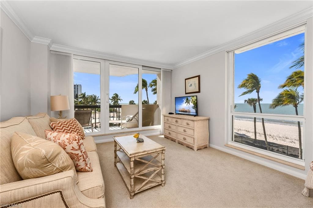 4001 Gulf Shore BLVD N 207 NAPLES, FL 34103