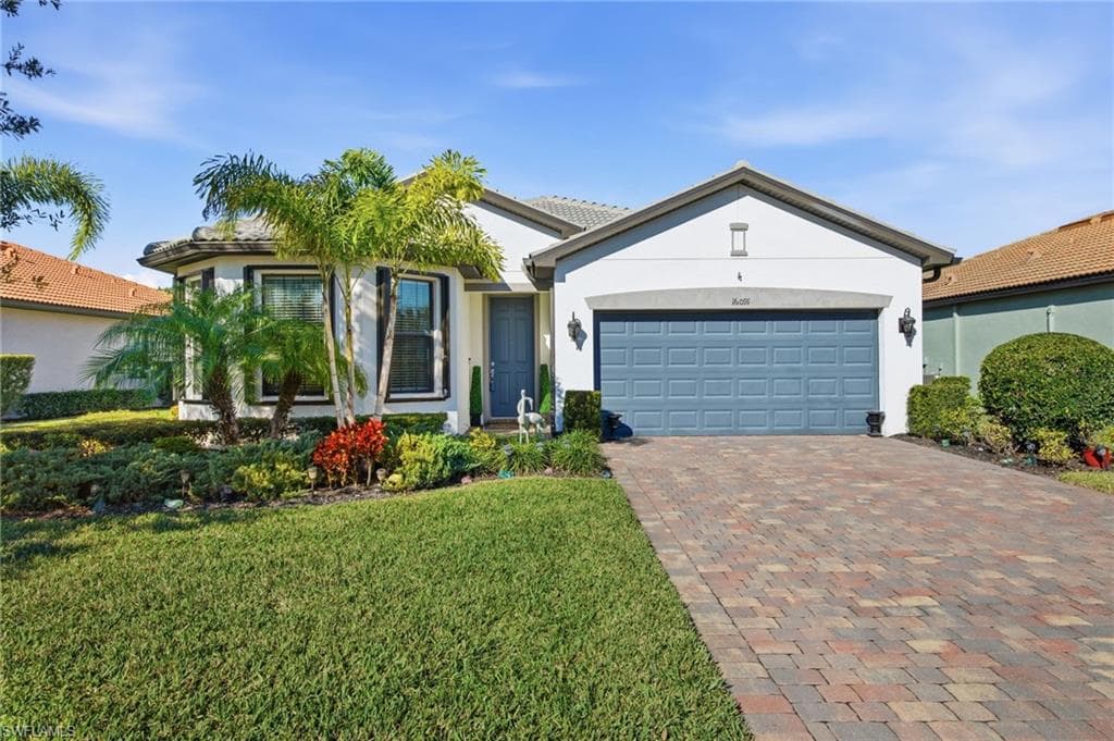 16091 Mistflower DR ALVA, FL 33920