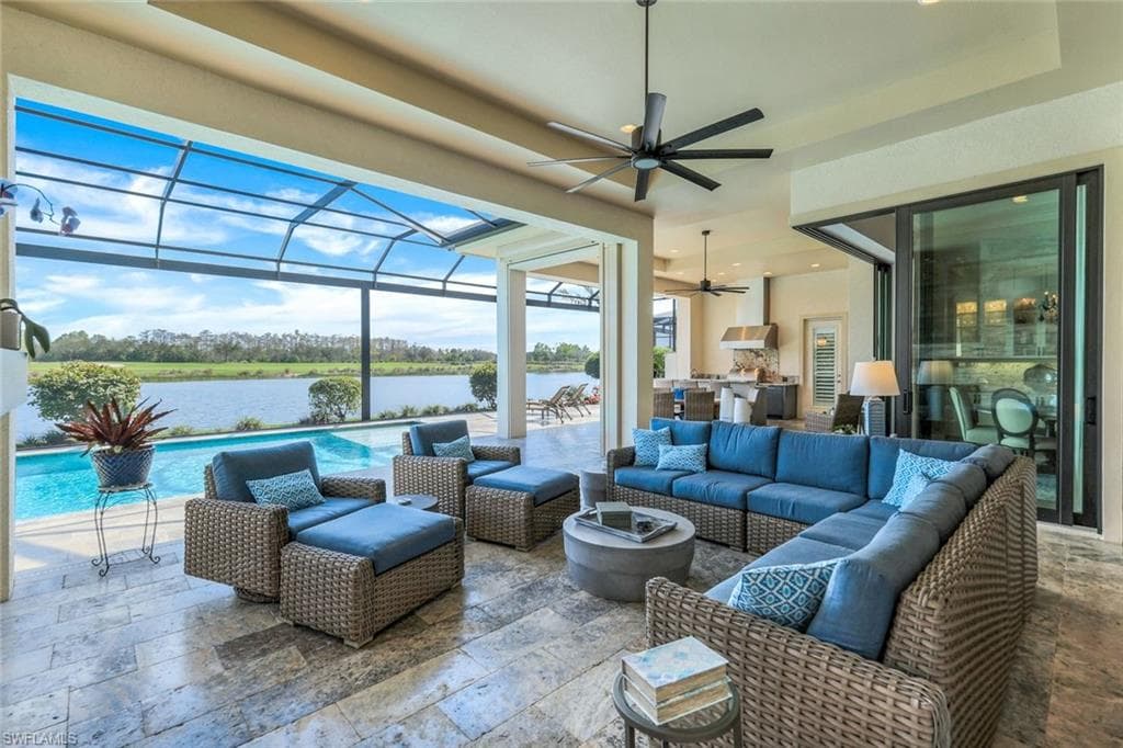 8998 Arrezo CT NAPLES, FL 34119