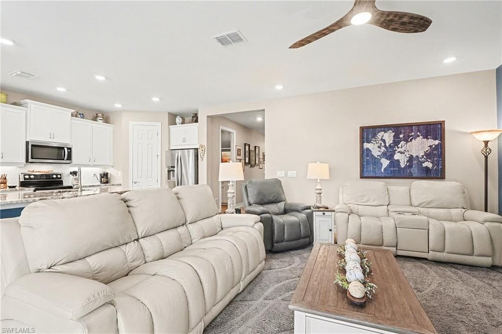 3816 Crosswater DR NORTH FORT MYERS, FL 33917