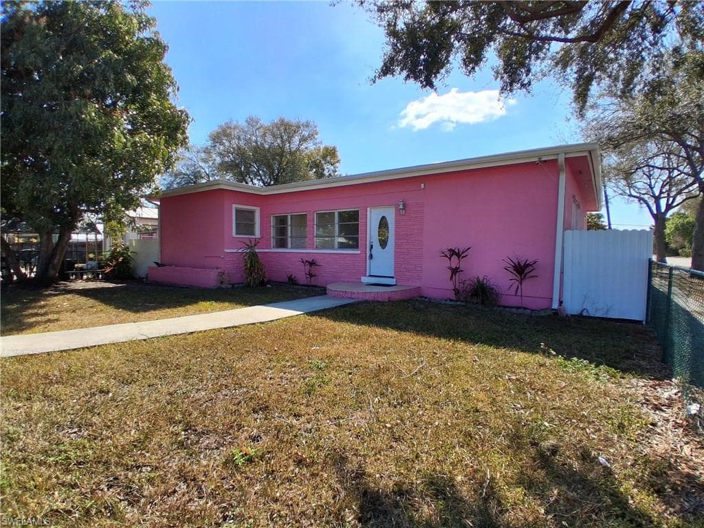 400 E Sagamore AVE CLEWISTON, FL 33440