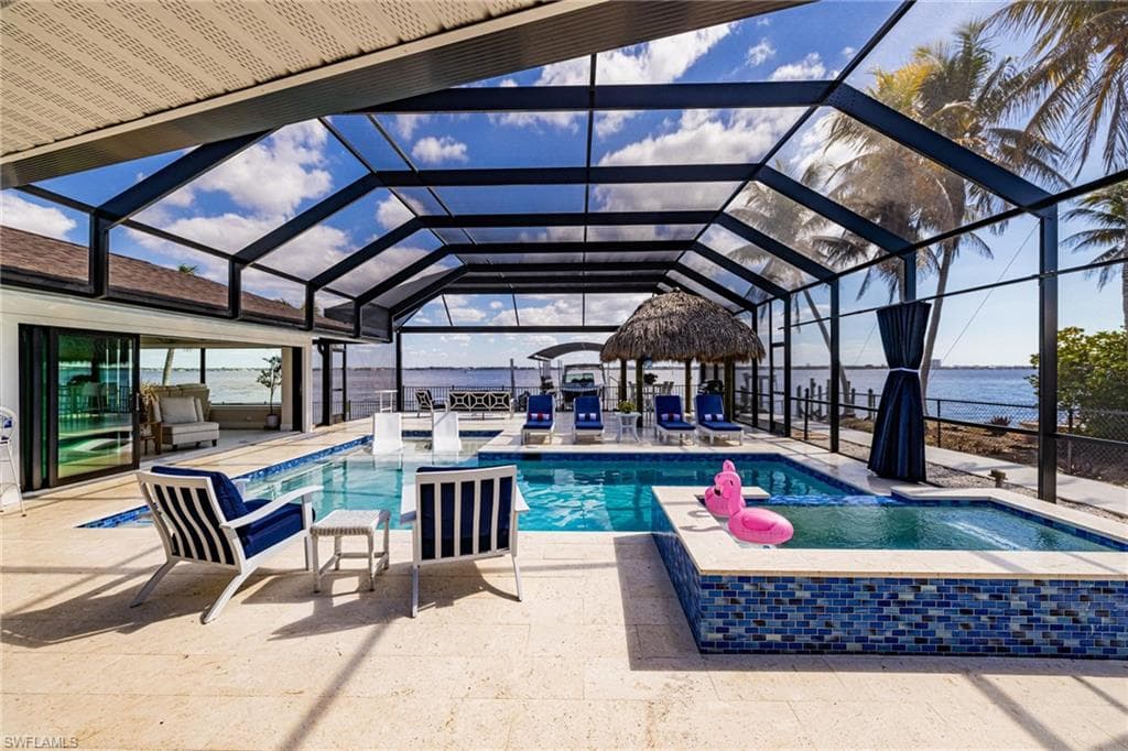 3907 SE 21st PL CAPE CORAL, FL 33904