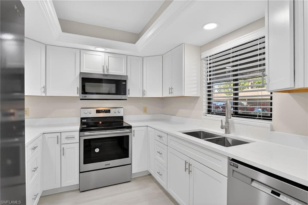 5773 Gage LN B-101 NAPLES, FL 34113