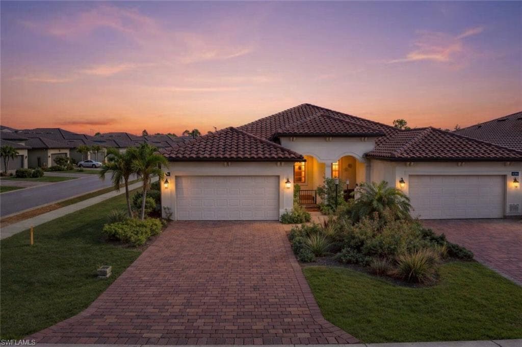 17301 Corsini DR FORT MYERS, FL 33913