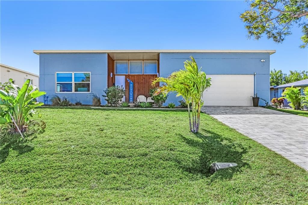 504 NE 9th ST CAPE CORAL, FL 33909