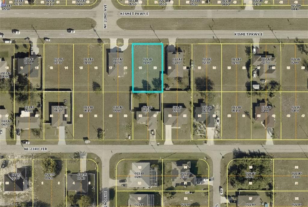 2206 Kismet PKWY E CAPE CORAL, FL 33909