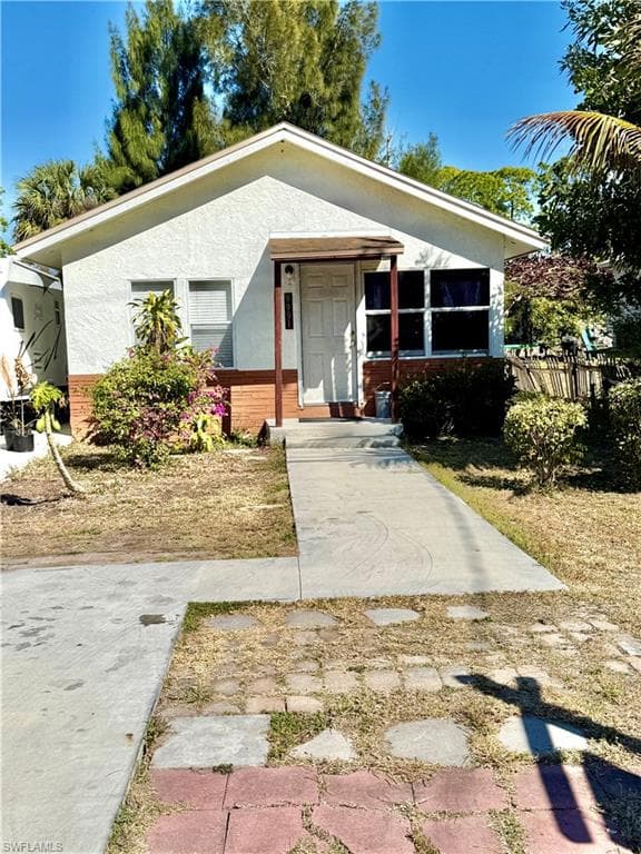 9991 Connecticut ST BONITA SPRINGS, FL 34135
