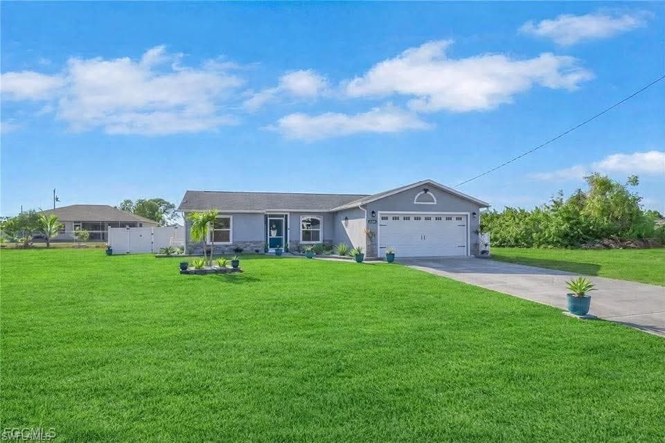 3208 NW 2nd PL CAPE CORAL, FL 33993