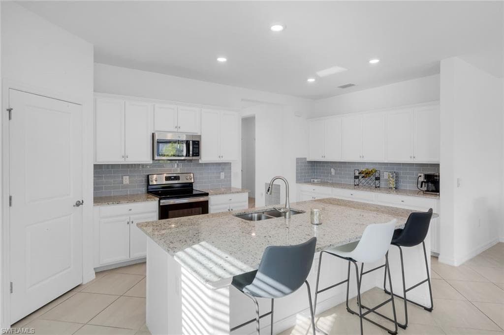 14545 Palamos CIR FORT MYERS, FL 33905