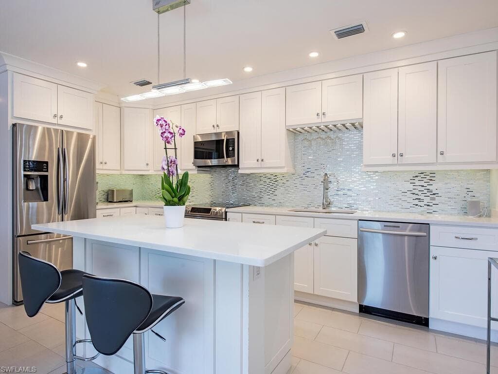 505 Broad AVE S 505 NAPLES, FL 34102
