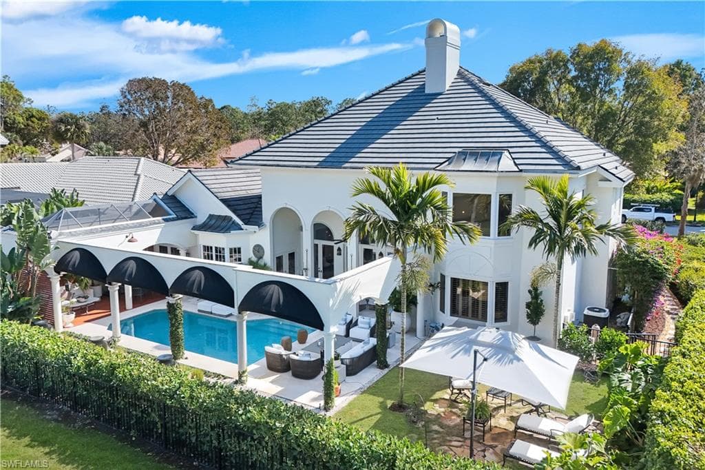 180 Edgemere WAY S NAPLES, FL 34105