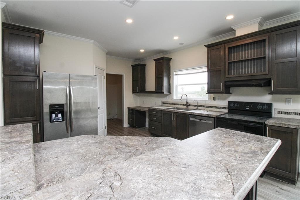 4660 43rd AVE NE NAPLES, FL 34120