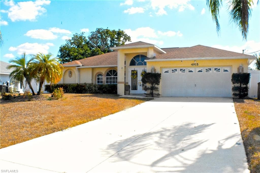 4915 Bywood ST LEHIGH ACRES, FL 33971