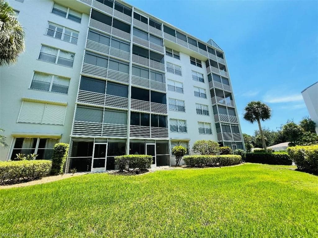 285 Naples Cove DR 1102 NAPLES, FL 34110