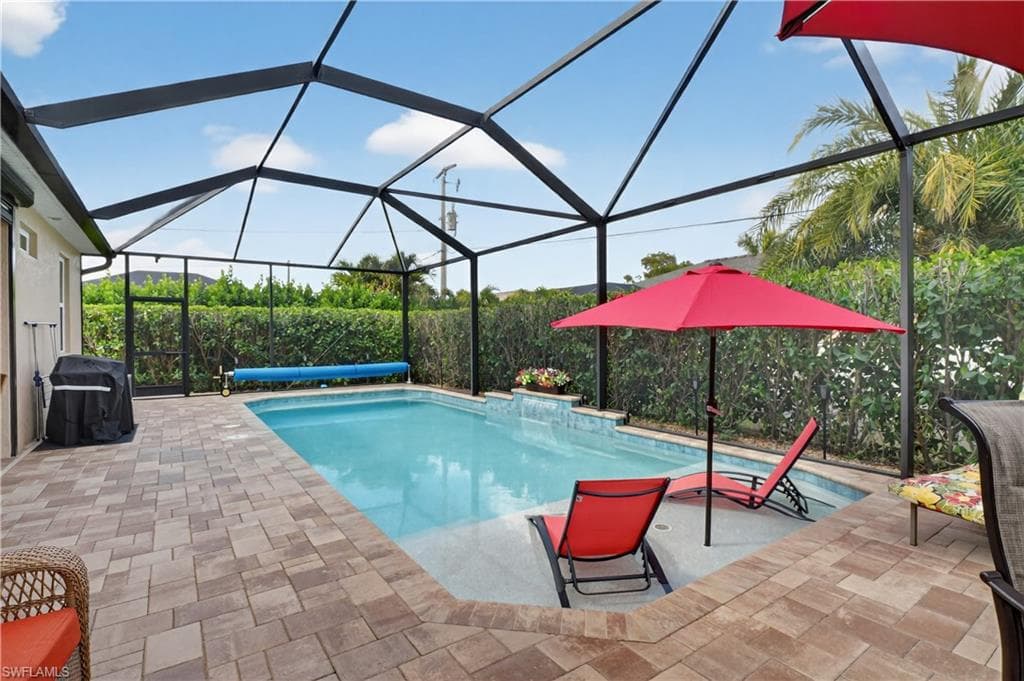1807 SW 40th TER CAPE CORAL, FL 33914