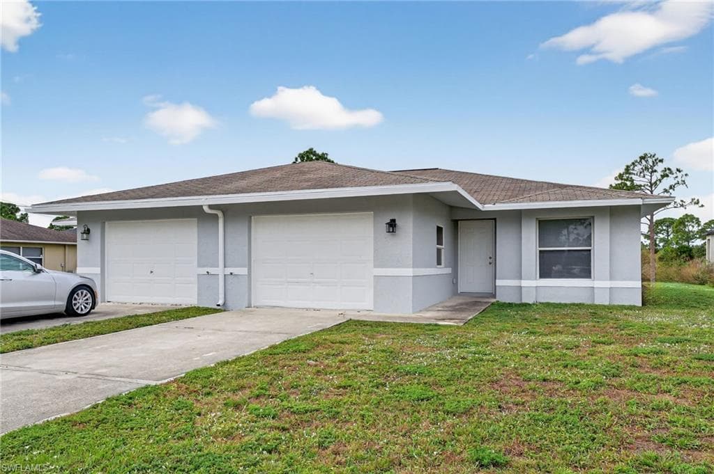 848 Holmes AVE LEHIGH ACRES, FL 33974