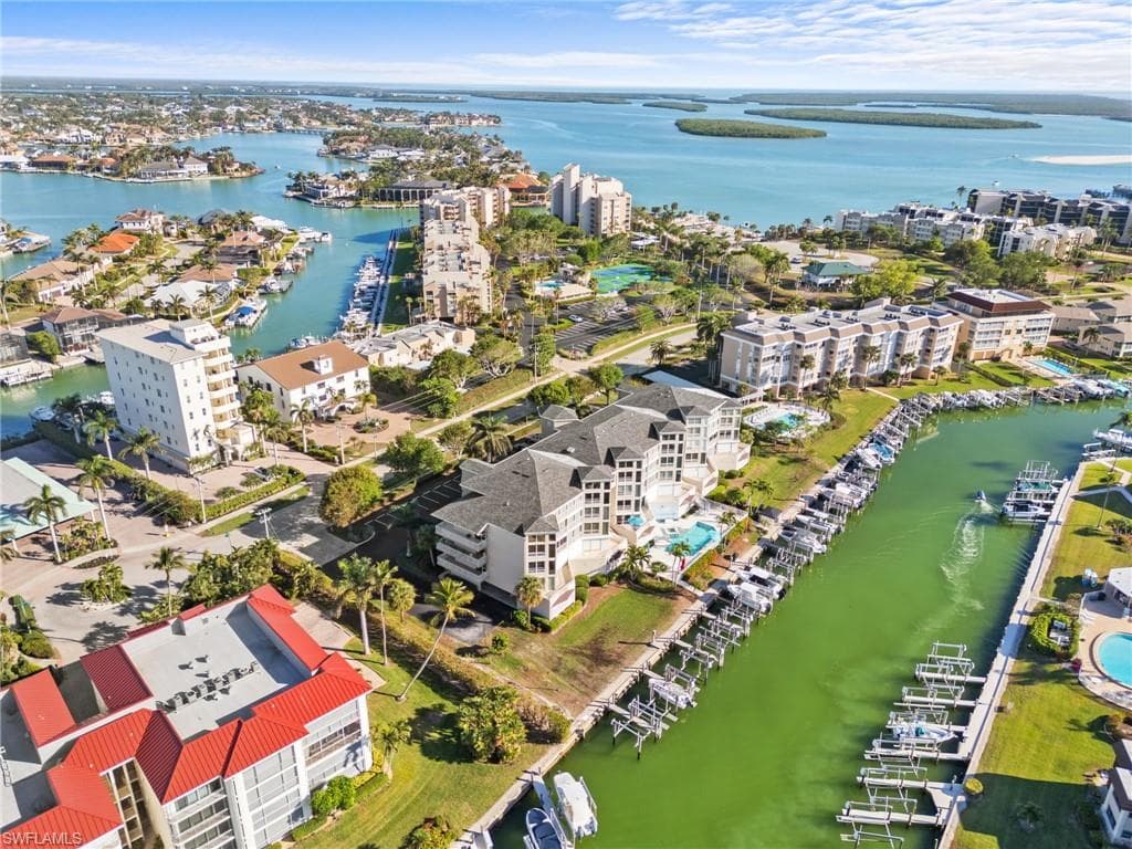 870 Collier CT 406 MARCO ISLAND, FL 34145