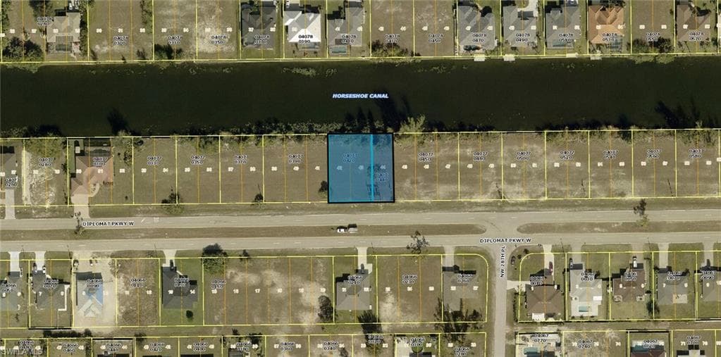 2841 & 2839 Diplomat PKWY W CAPE CORAL, FL 33993