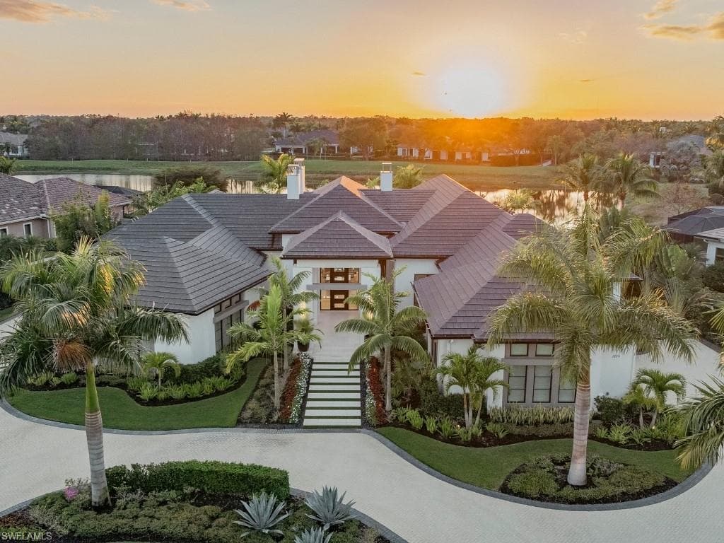 6199 Highcroft DR NAPLES, FL 34119