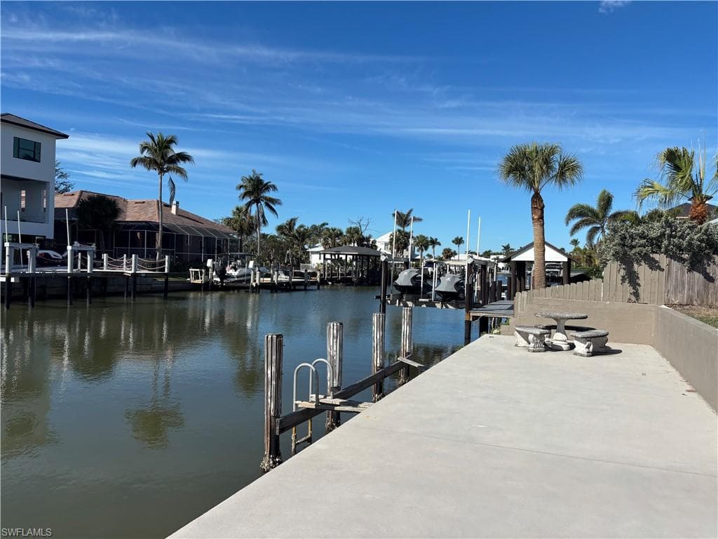 452 Seabee AVE NAPLES, FL 34108