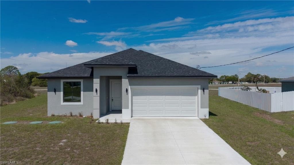 9041 Lamkin CIR LABELLE, FL 33935