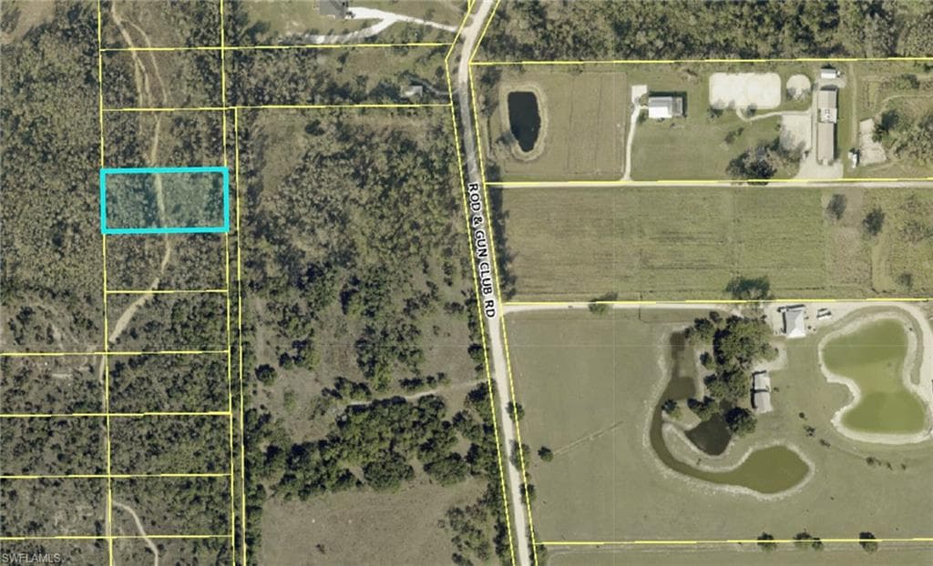 1 Rod and Gun Club RD FORT MYERS, FL 33913