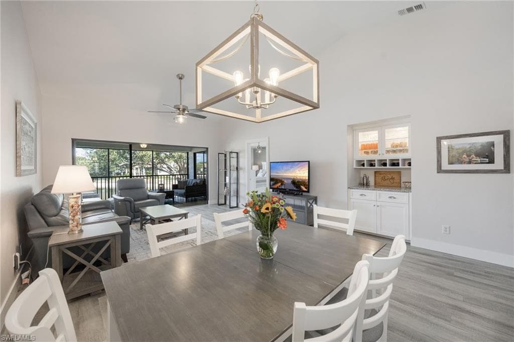 525 Lake Louise CIR 202 NAPLES, FL 34110