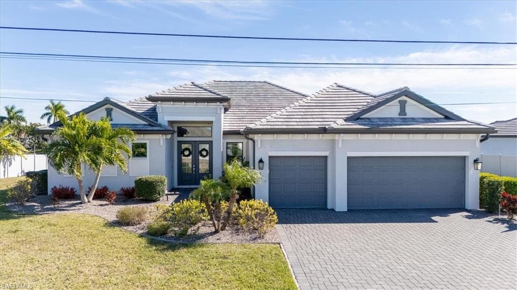 1211 SE 10th AVE CAPE CORAL, FL 33990