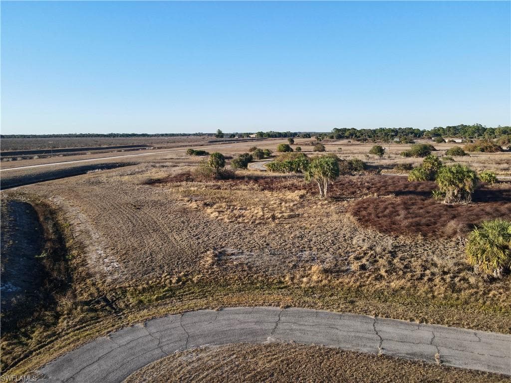 216 Lynbrook Loop LABELLE, FL 33935