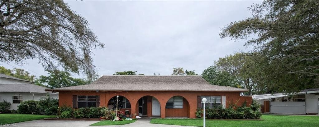 1069 Southdale RD FORT MYERS, FL 33919