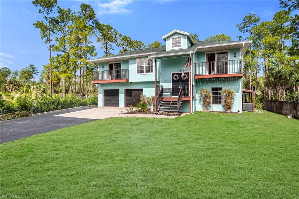 4105 2nd AVE NE NAPLES, FL 34120