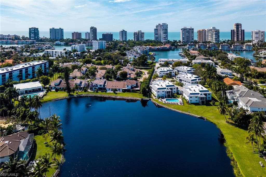4150 Crayton RD B6 NAPLES, FL 34103