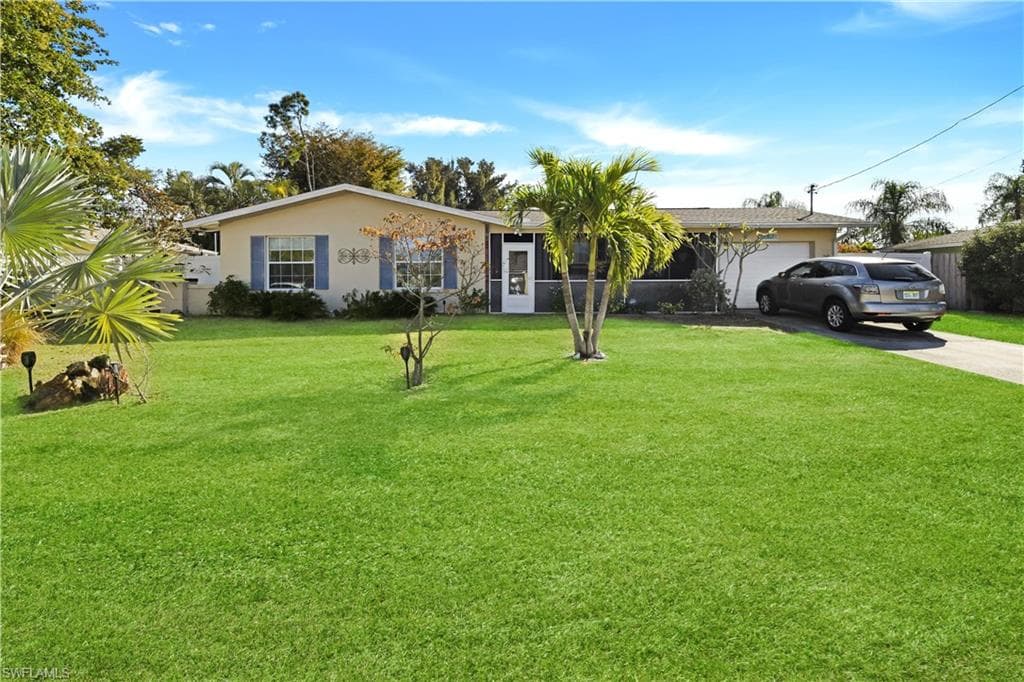707 16th PL CAPE CORAL, FL 33909