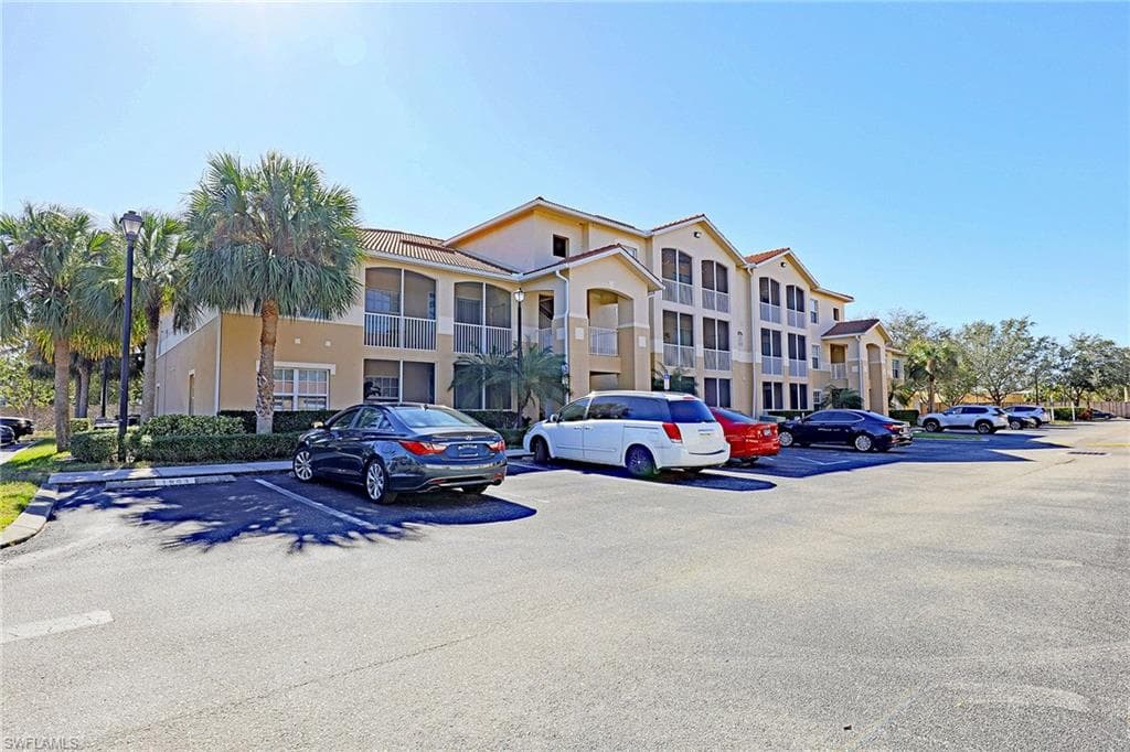 9005 Colby DR 1919 FORT MYERS, FL 33919