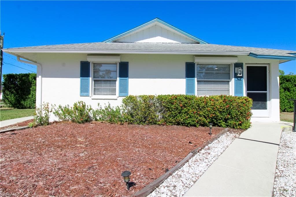 516 Gordonia RD NAPLES, FL 34108