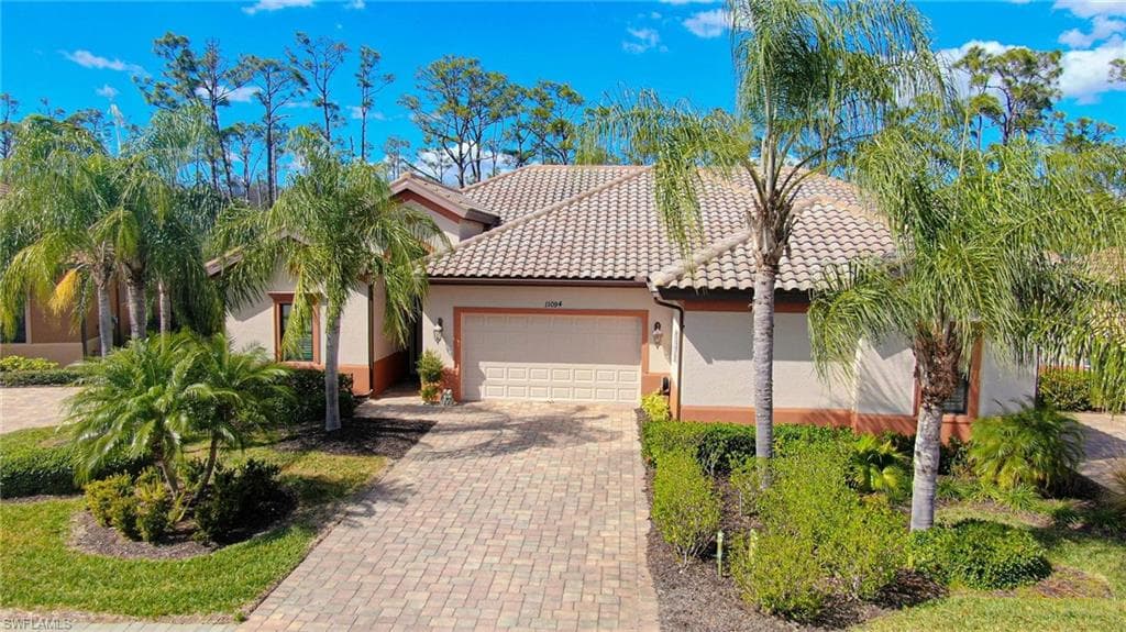 11094 Esteban DR FORT MYERS, FL 33912