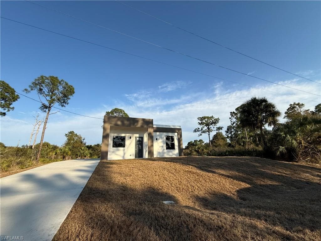 133 Nacelle AVE S LEHIGH ACRES, FL 33974