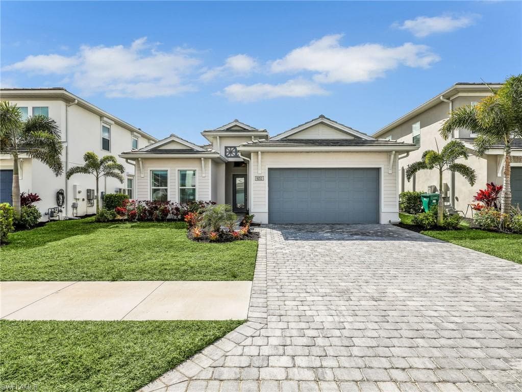 9252 Cayman DR
