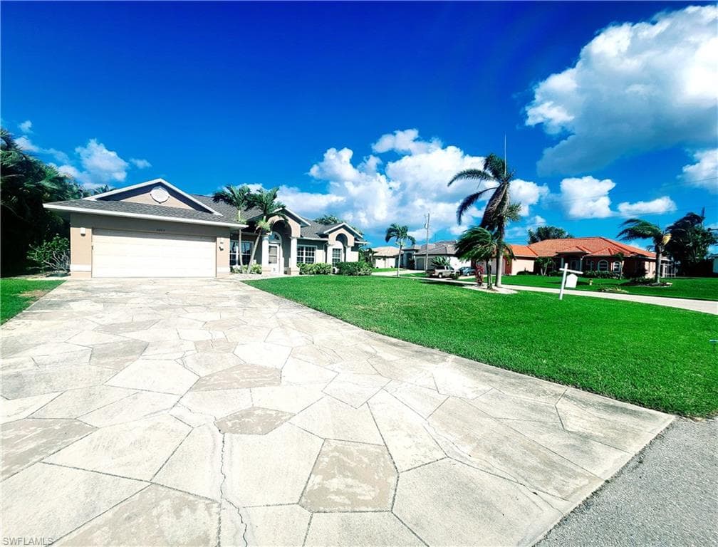 2863 SW 24th AVE CAPE CORAL, FL 33914