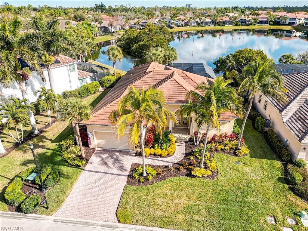 8908 Crown Colony BLVD FORT MYERS, FL 33908