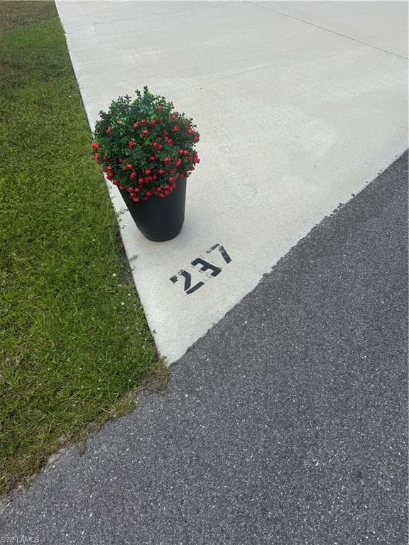 237 Horizon RD PUNTA GORDA, FL 33982
