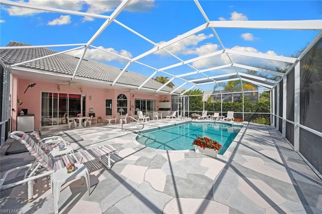 256 Countryside DR NAPLES, FL 34104