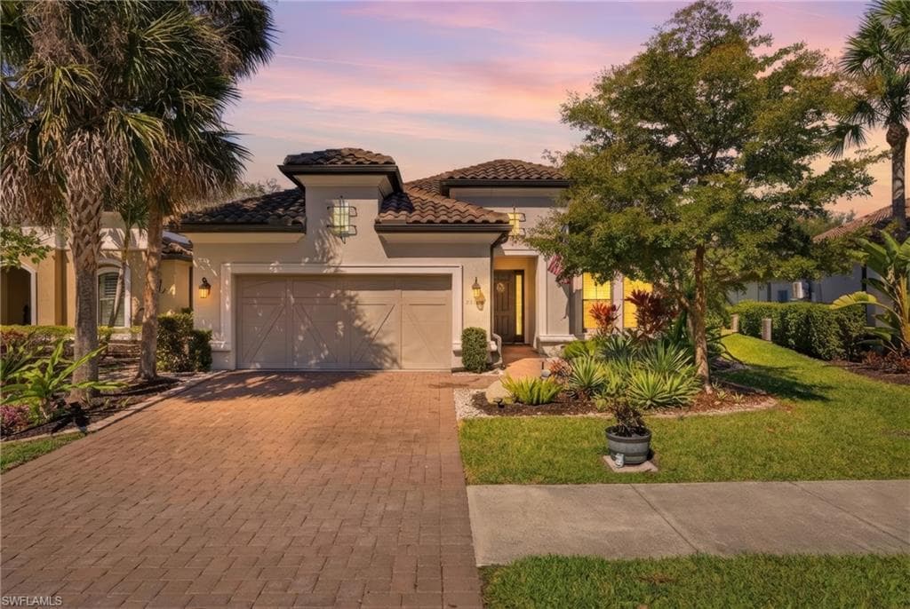 23706 Pebble Pointe LN ESTERO, FL 34135