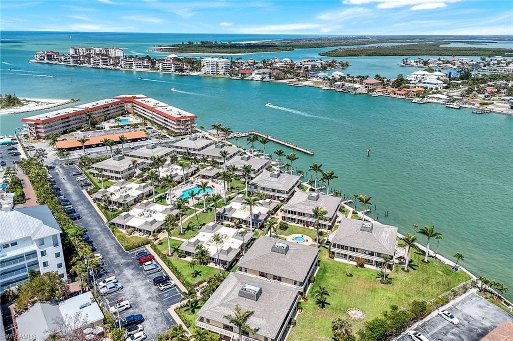 1215 Edington PL M7 MARCO ISLAND, FL 34145
