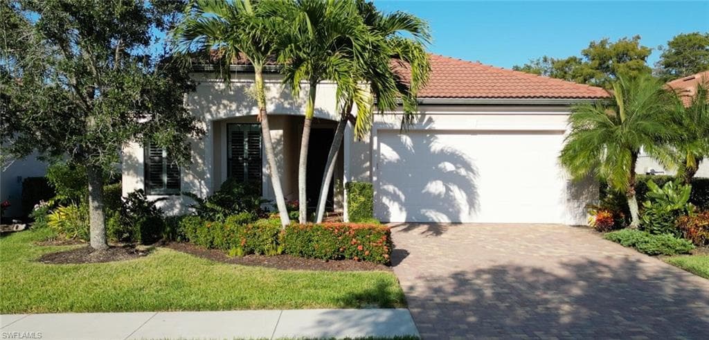 1283 Manado DR NAPLES, FL 34113