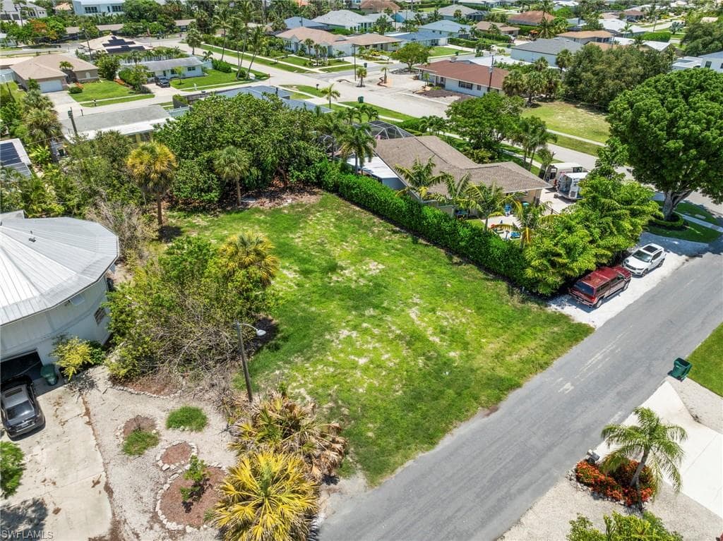410 Quail DR MARCO ISLAND, FL 34145