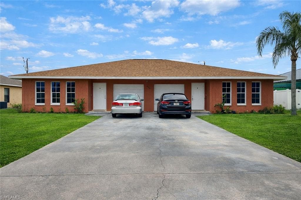 633 SE 12th CT B CAPE CORAL, FL 33990
