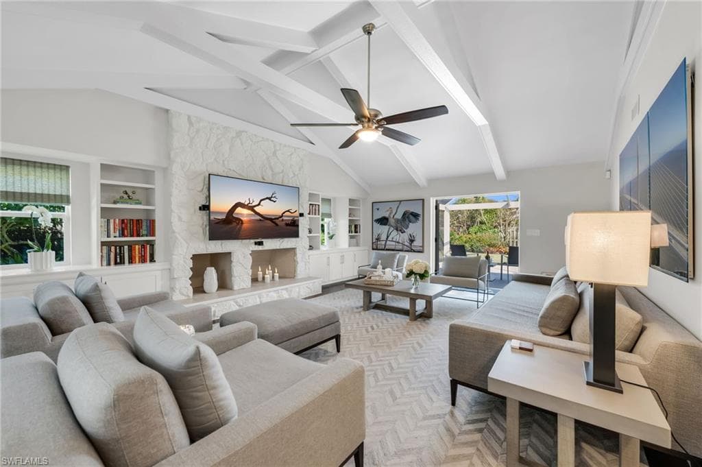 1471 Murex DR NAPLES, FL 34102